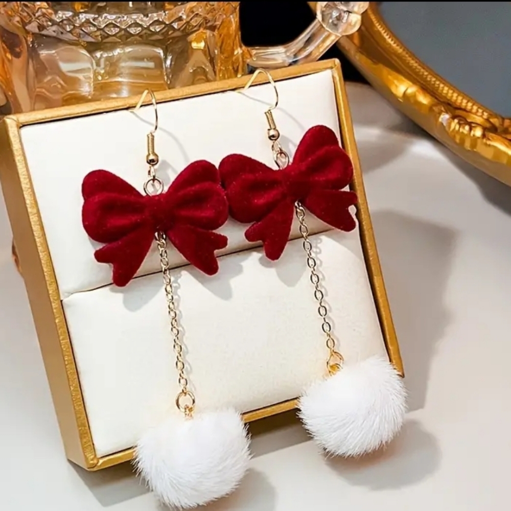 NWT! Vintage Red White Bowknot Pom Pom Dangle Earrings NEW